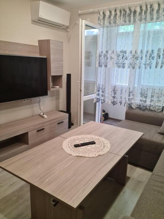 Appartamento Зара Ruse Esterno foto